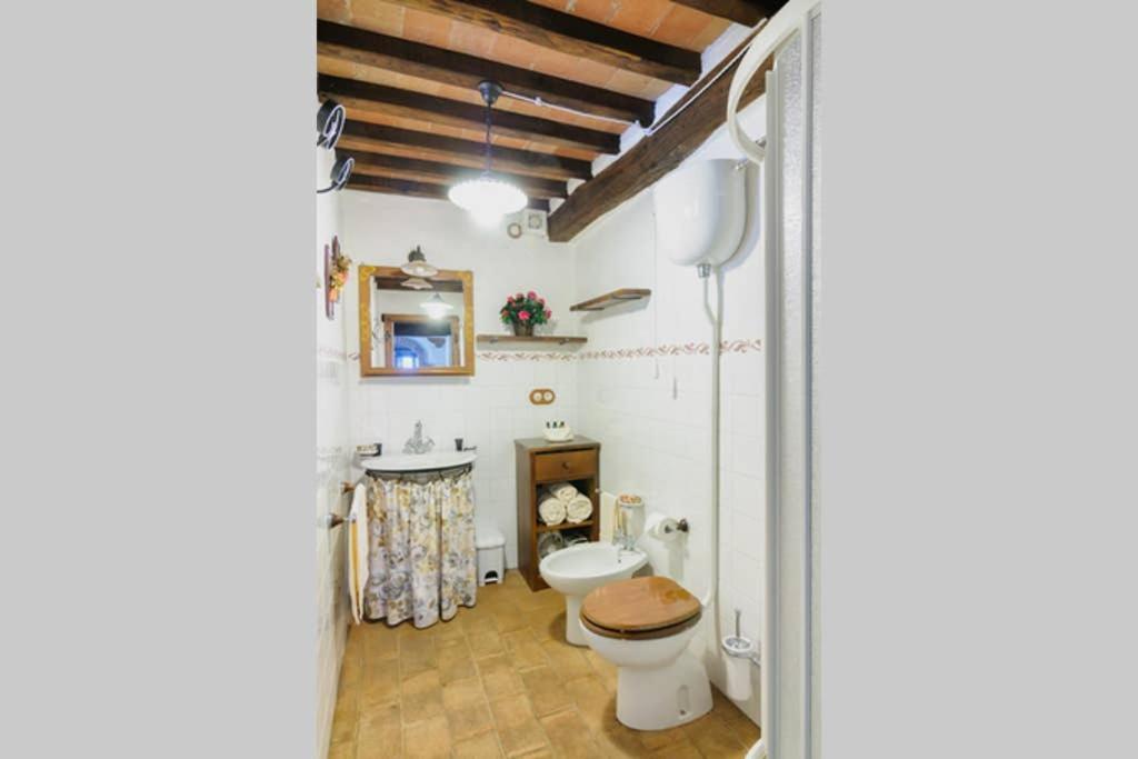 Girasole Cottage Overlooking The Orcia Valley In Tuscany Radicofani Bagian luar foto
